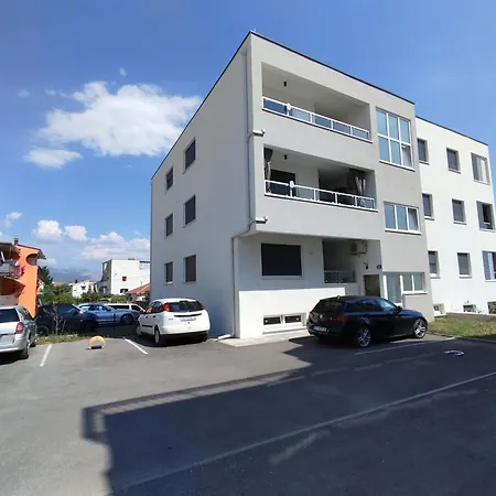 Porto Stella Апартаменты *