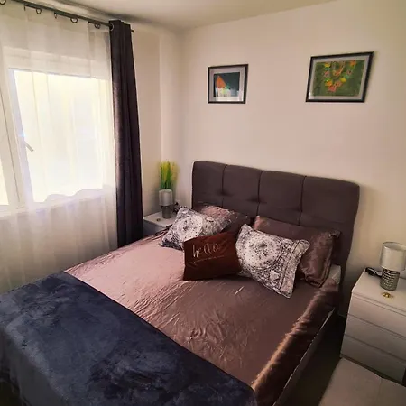 Апартаменты Porto Stella Каштела