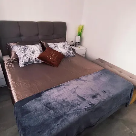 Апартаменты Porto Stella Каштела